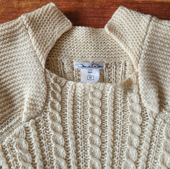 OSCAR DE LA RENTA Cashmere Sweater - Picture 2 of 9